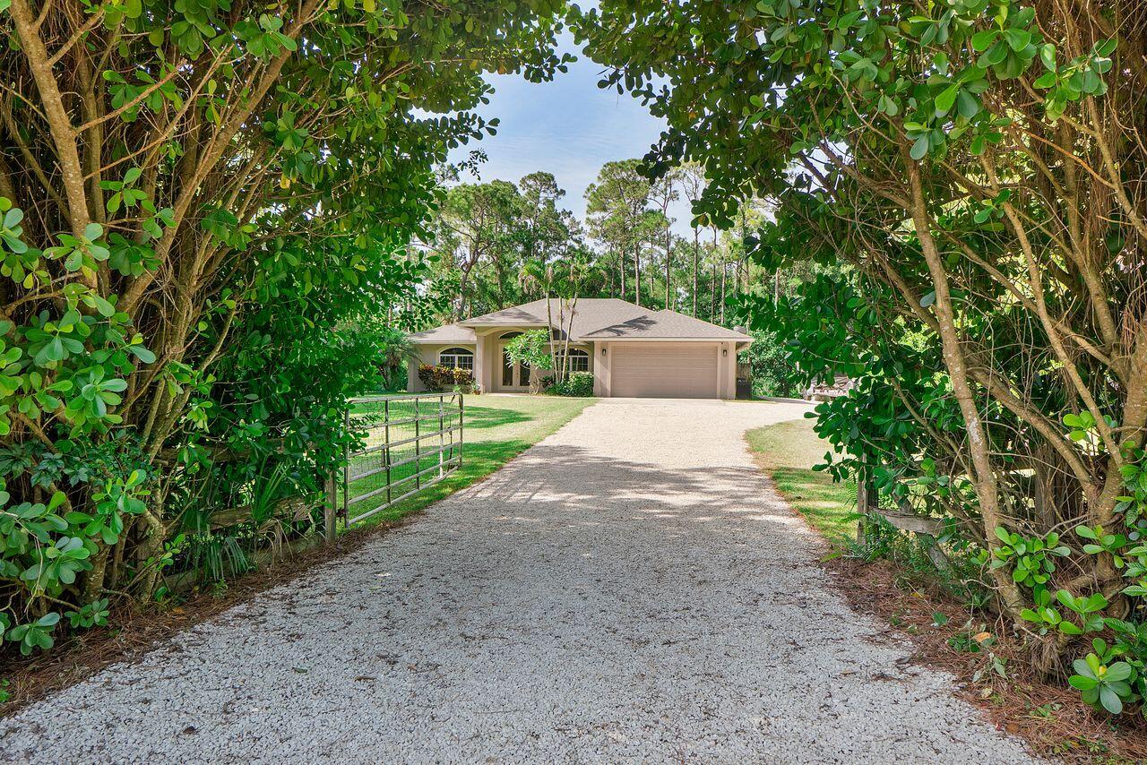 9608 Mockingbird Trail