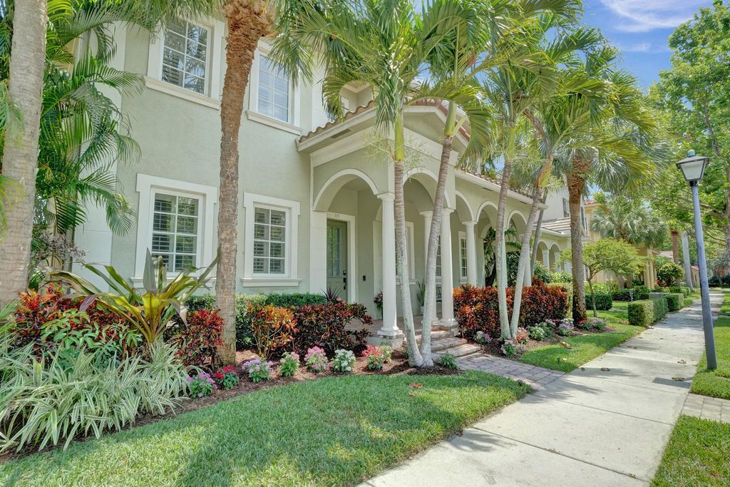 Photo of 115 Edenberry Avenue, Jupiter, FL 33458 (MLS # R10987465)