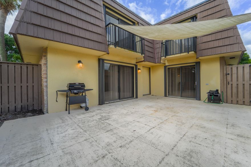 Beautifully updated 2-bedroom, 2-bath townhouse located in the highly sought-after Sandalwood Estates community. This home features a new roof (2024) with the assessment already paid, offering peace of mind for years to come. Recent upgrades include a fully updated guest bathroom (2024) and new laminate flooring upstairs (2024), creating a fresh and modern living space. Conveniently located just minutes from shopping, dining, and entertainment, this property offers both comfort and accessibility—perfect for homeowners or investors alike.