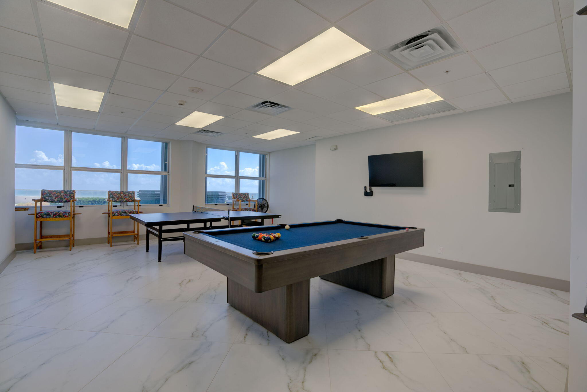 CORNICHE CONDO - Residential Lease