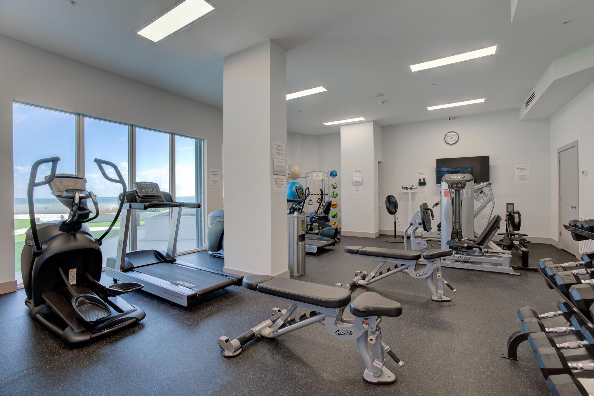 CORNICHE CONDO - Residential Lease
