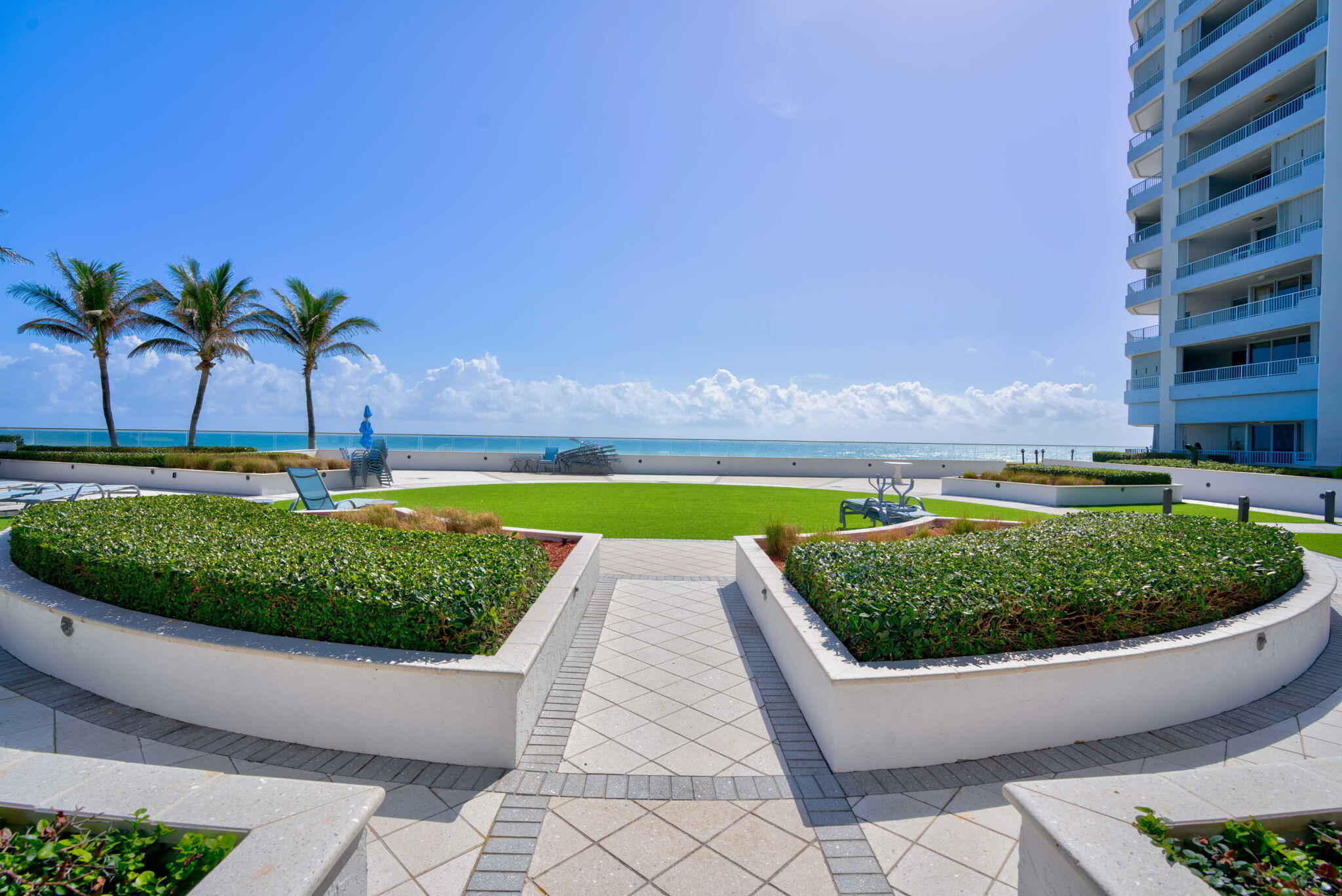 CORNICHE CONDO - Residential Lease