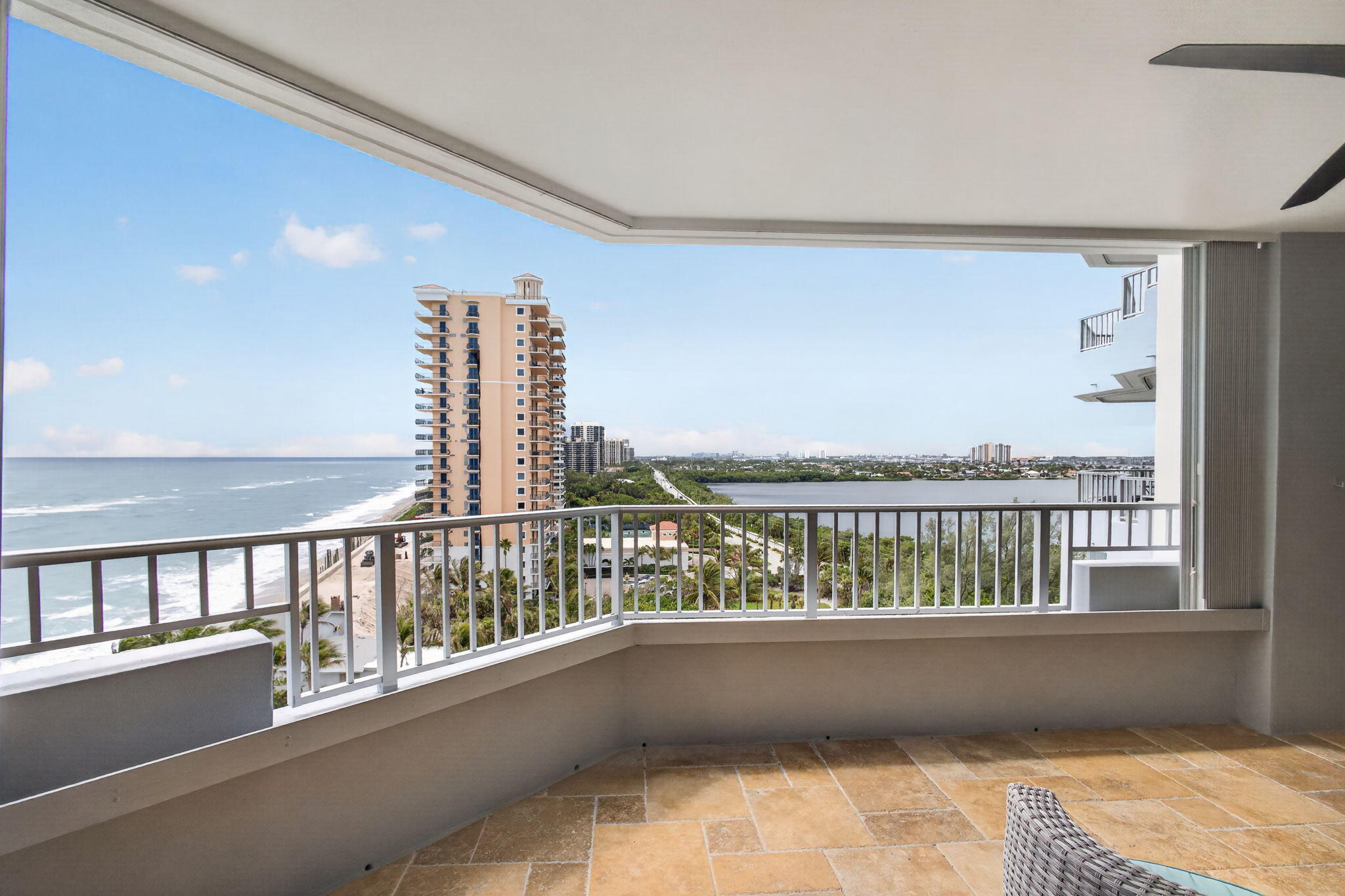 CORNICHE CONDO - Residential Lease