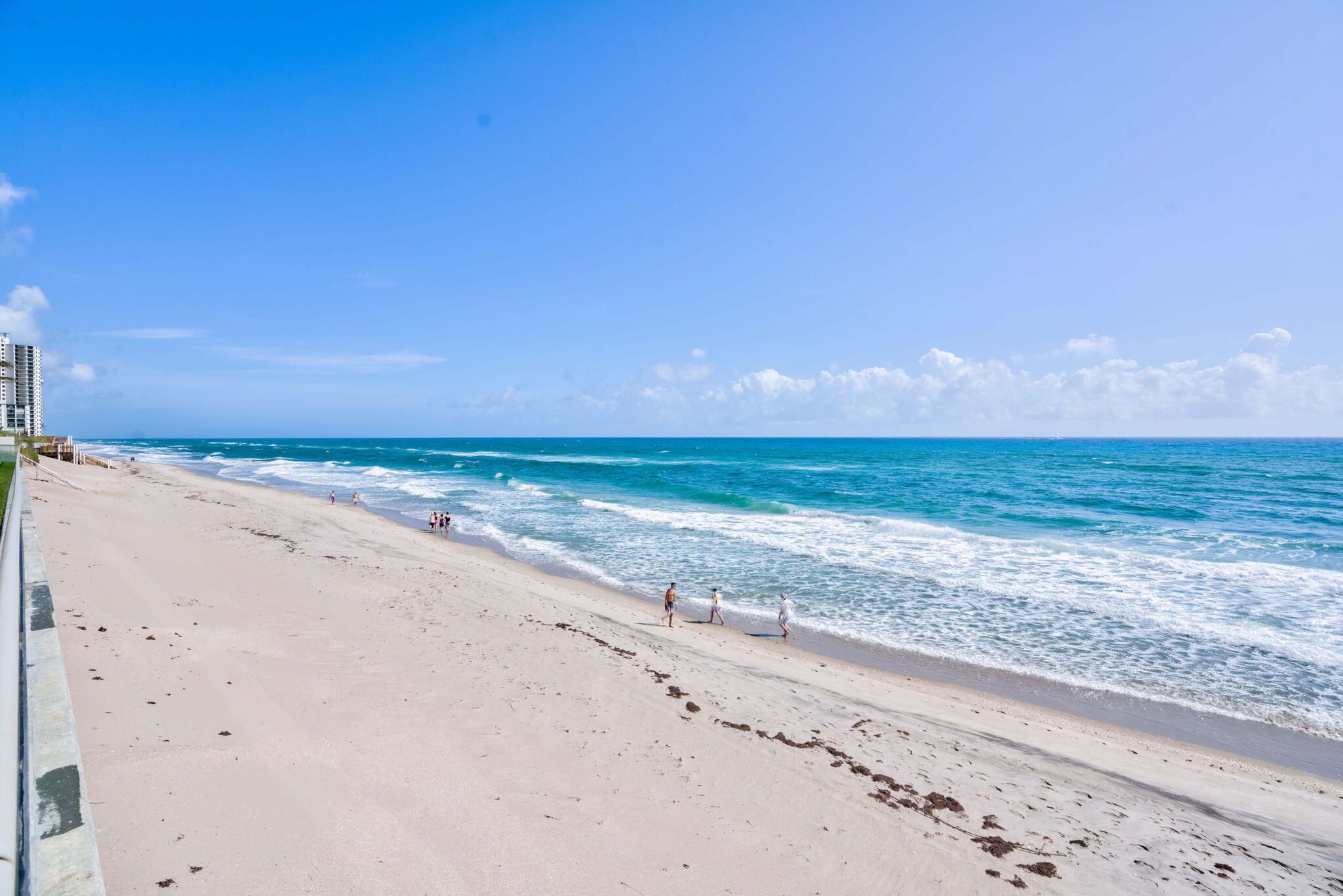 CORNICHE CONDO - Residential Lease