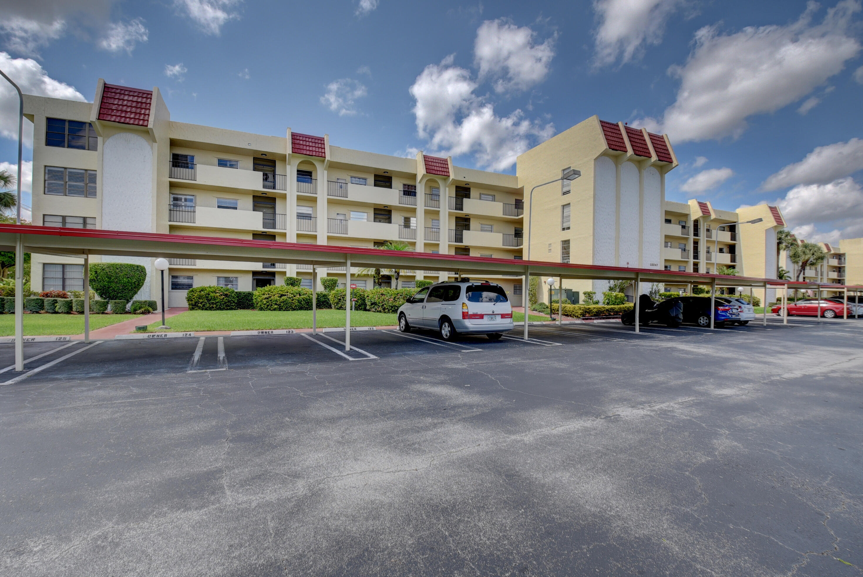 BARWOOD CONDO - Residential