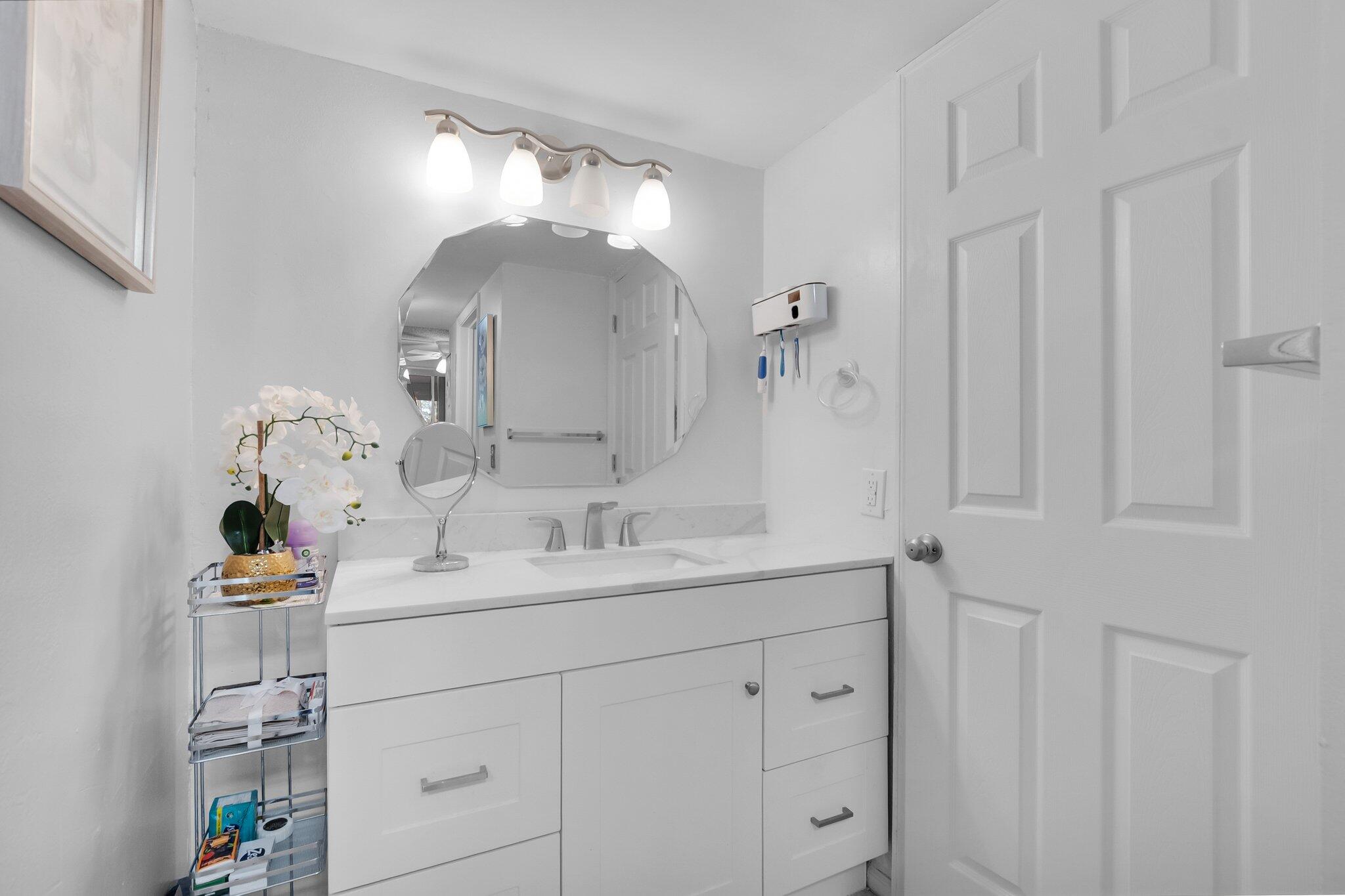 BARWOOD CONDO - Residential