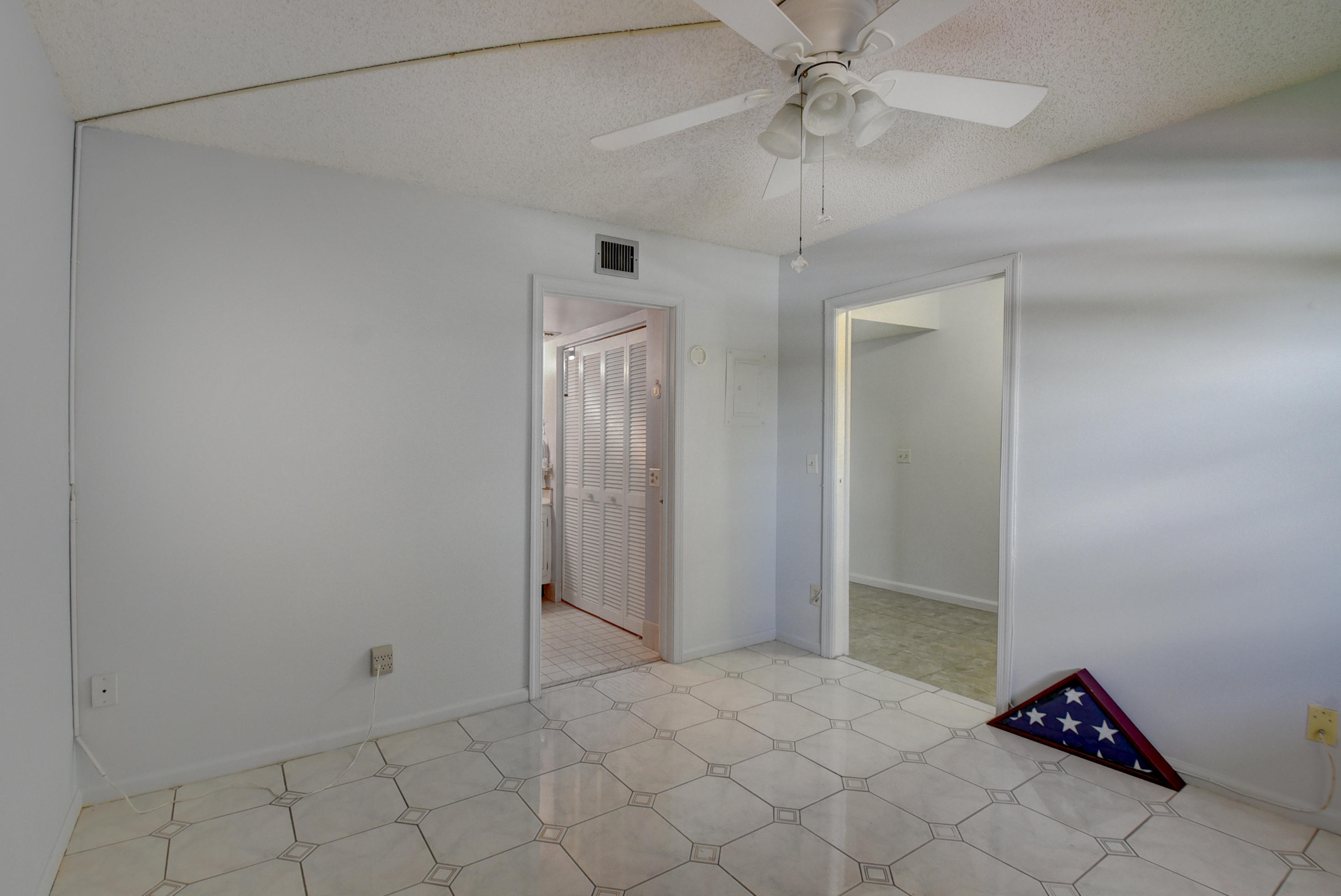 BARWOOD CONDO - Residential