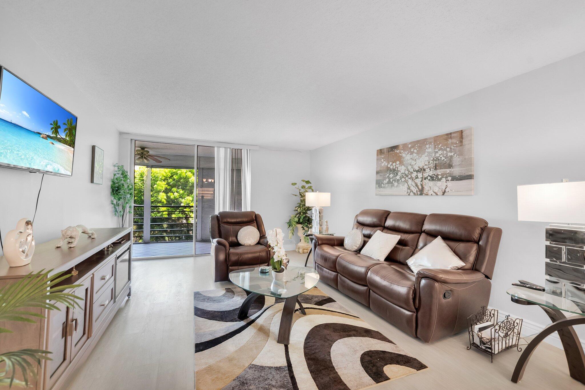 BARWOOD CONDO - Residential