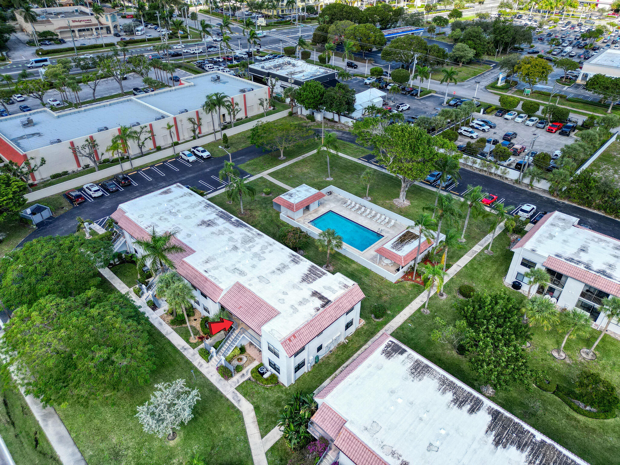 BOCA ISLE CONDO - Residential