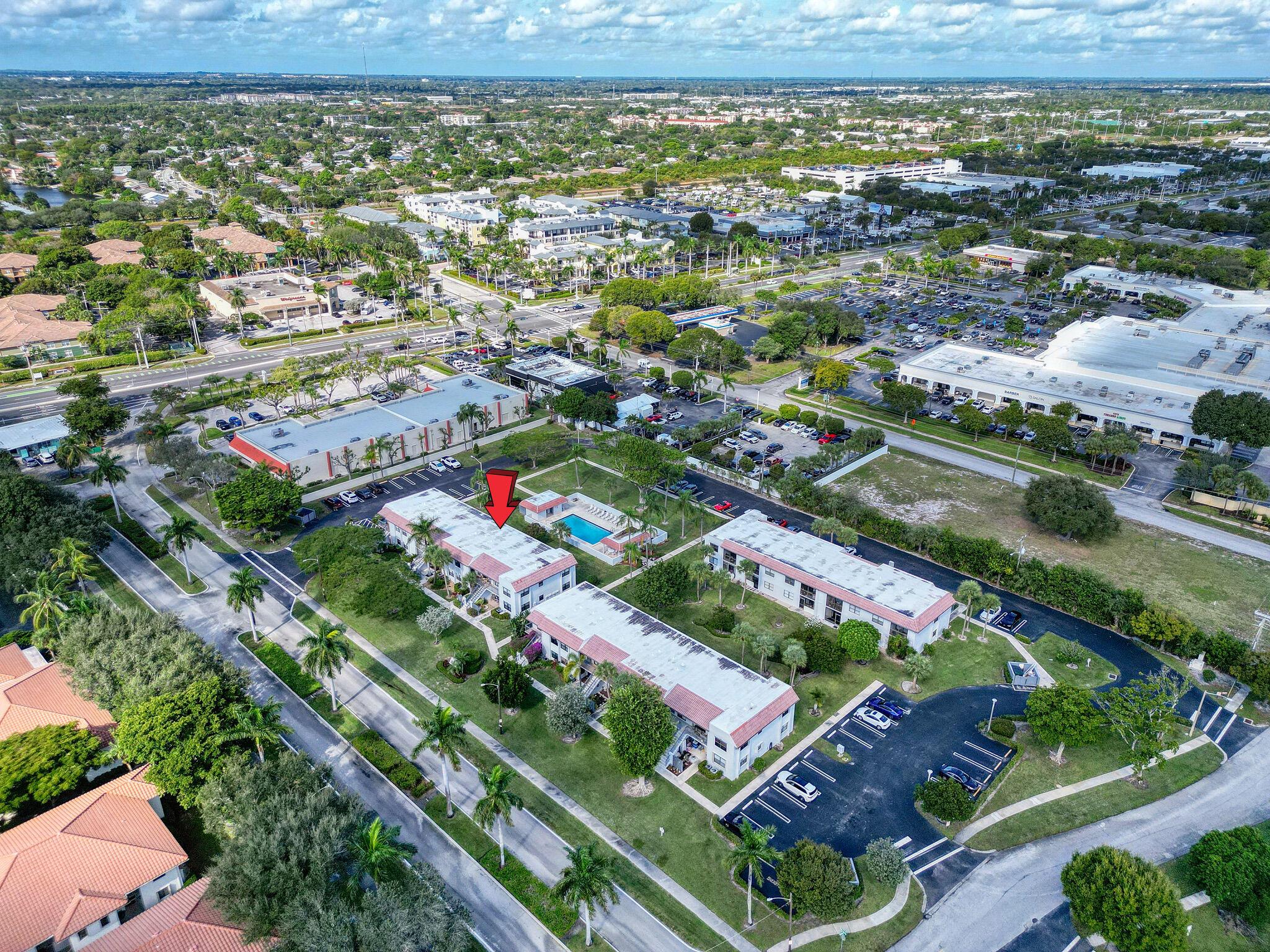 BOCA ISLE CONDO - Residential