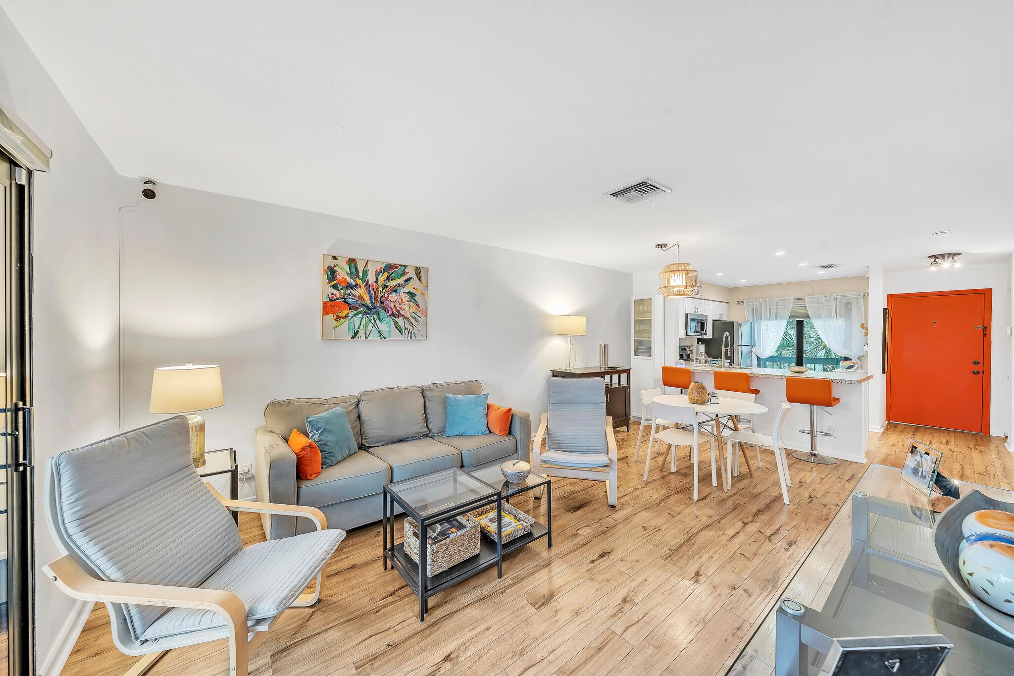 BOCA ISLE CONDO - Residential