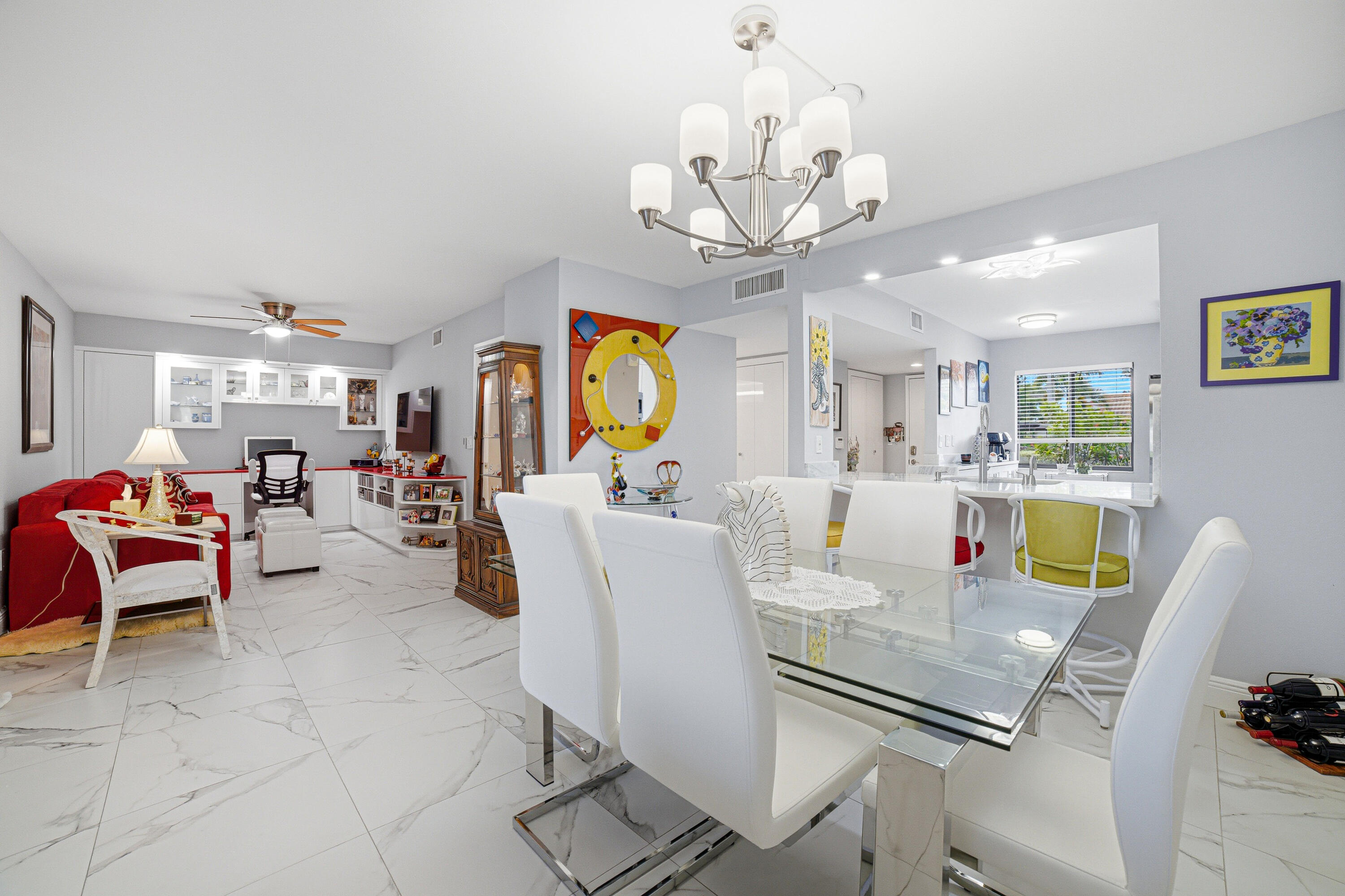 HUNTINGTON POINTE - Residential