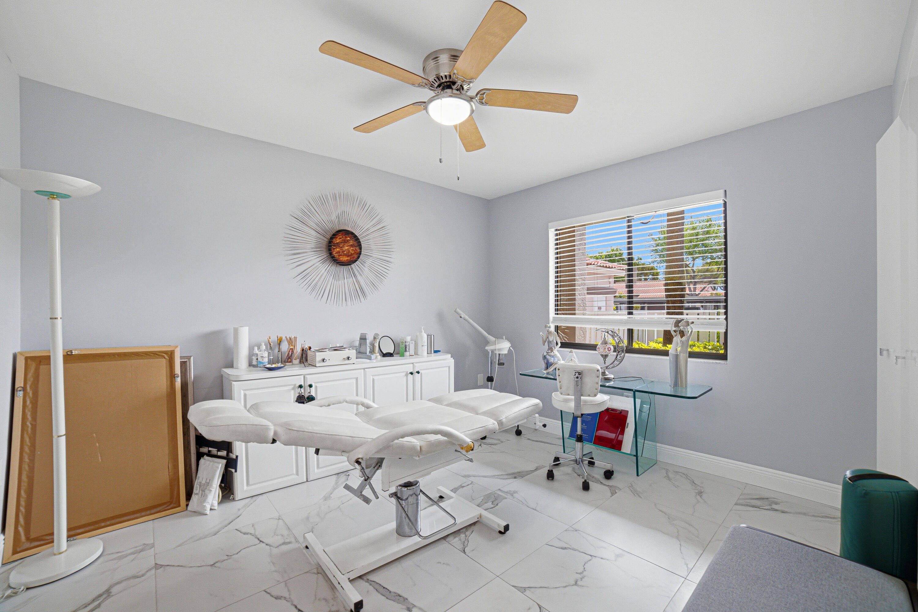 HUNTINGTON POINTE - Residential