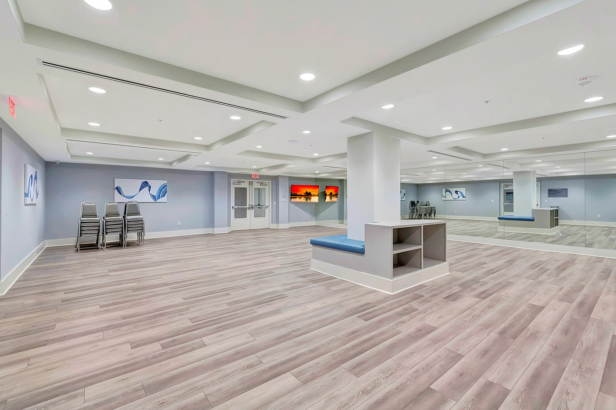 HUNTINGTON POINTE - Residential