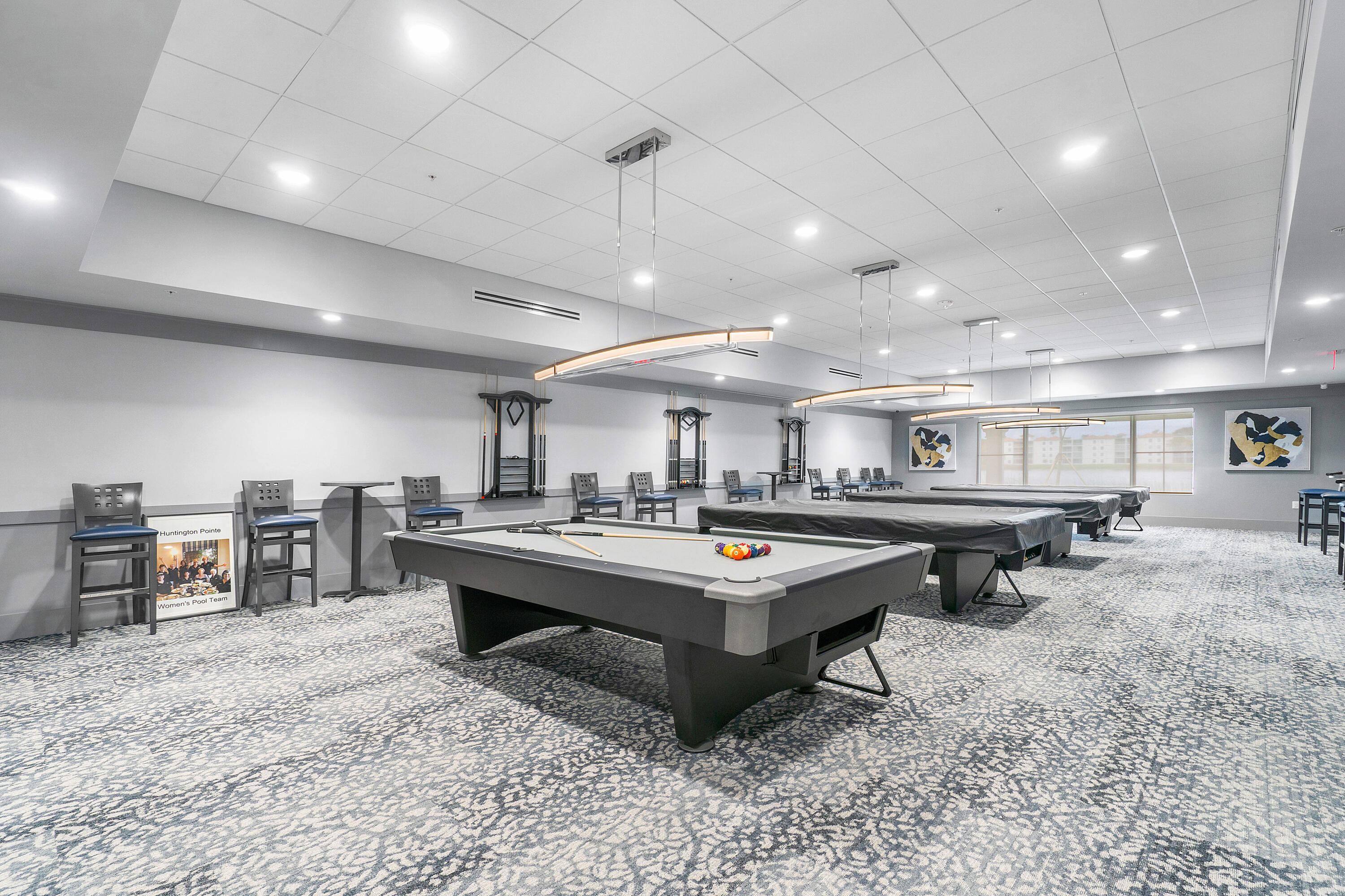 HUNTINGTON POINTE - Residential