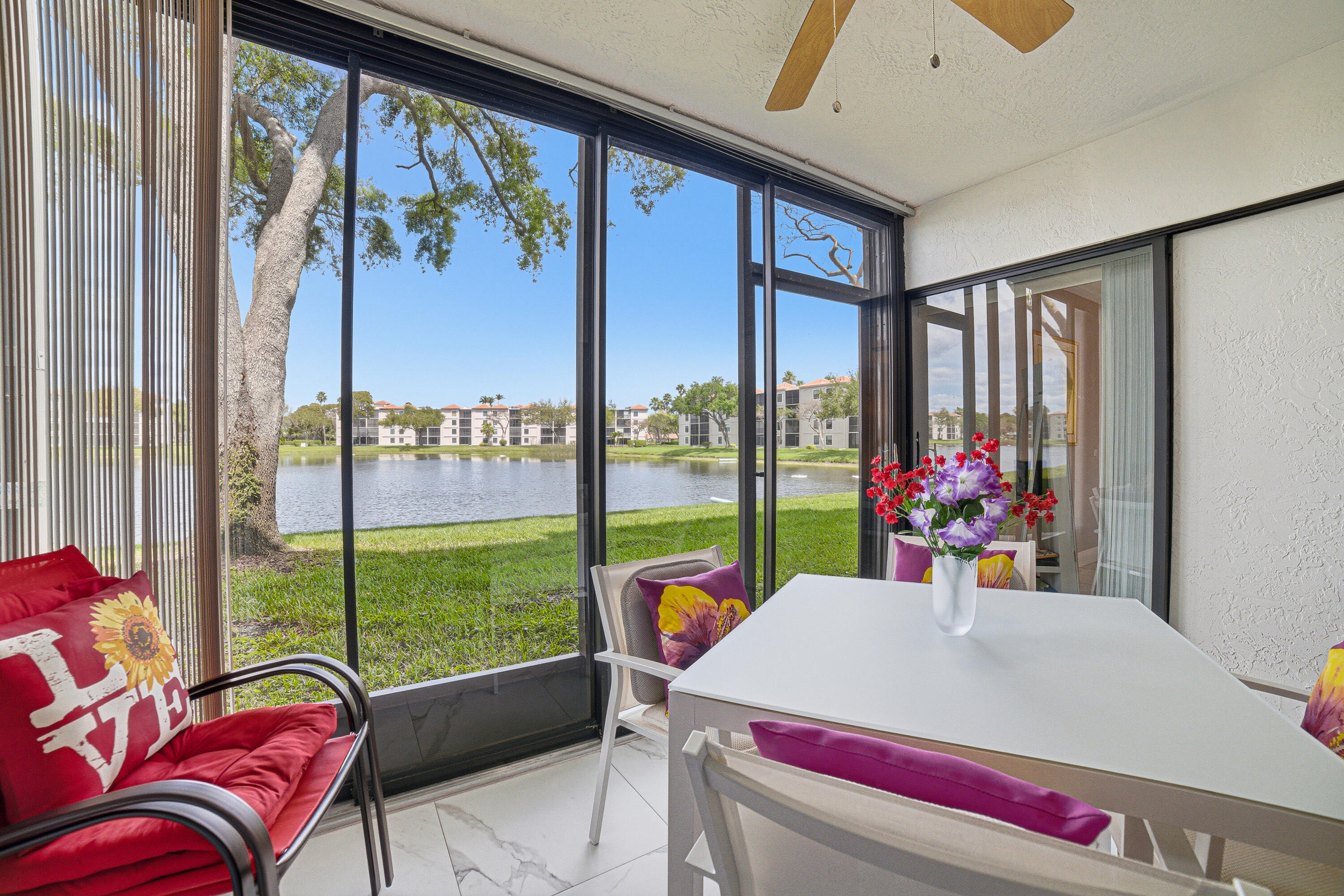 HUNTINGTON POINTE - Residential