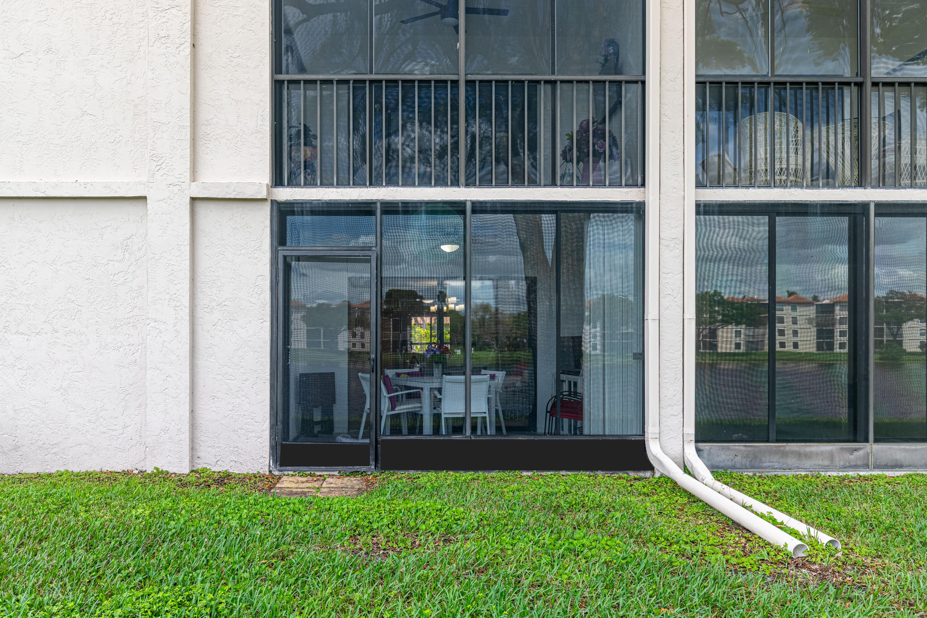 HUNTINGTON POINTE - Residential