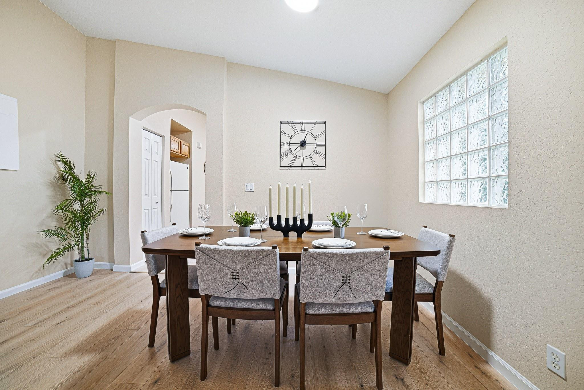 Melear - Residential