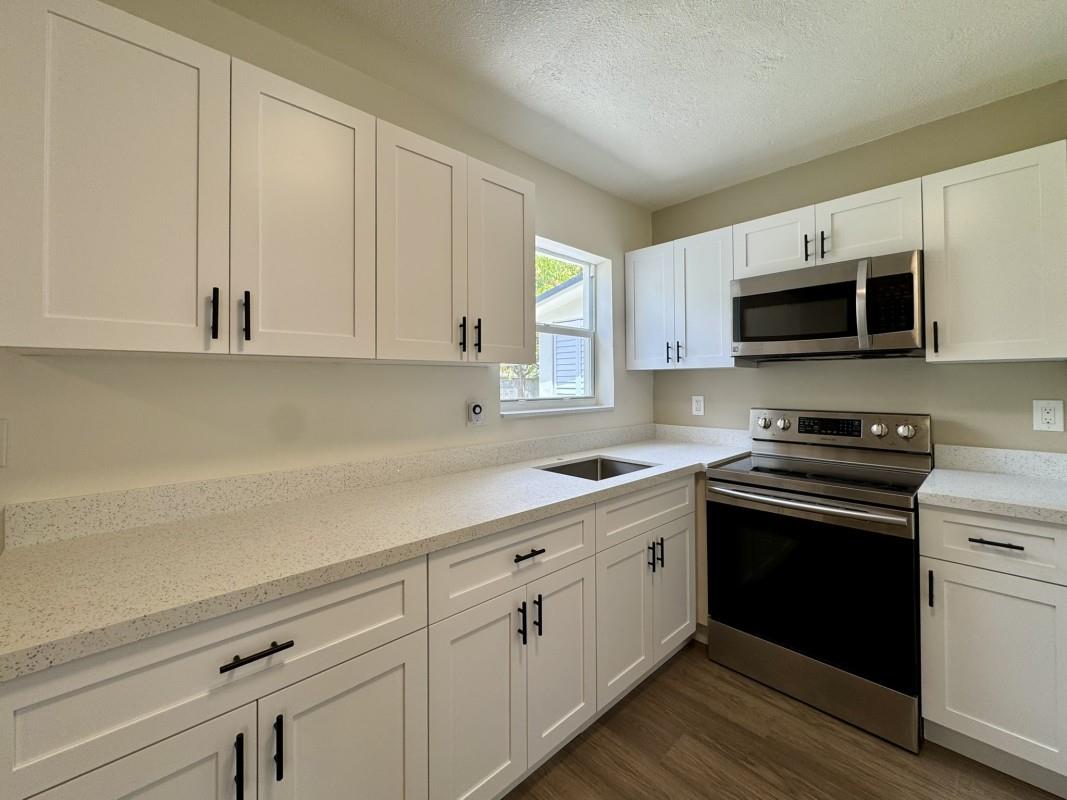 1511 NW 12th St