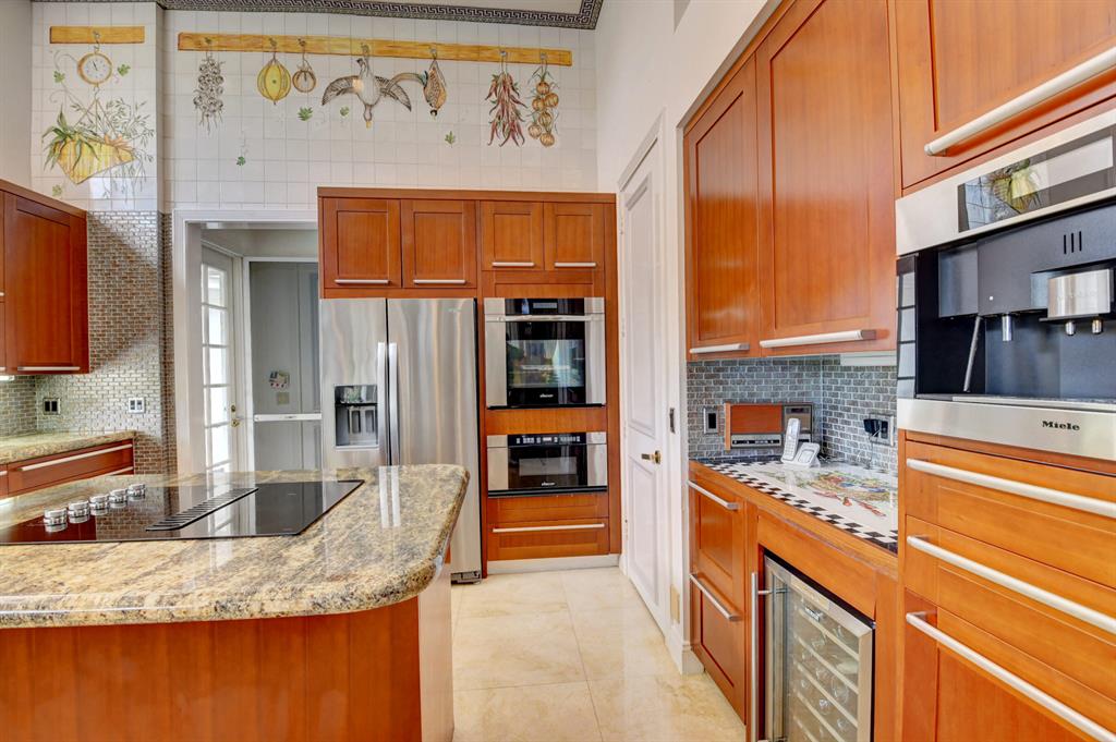 ST ANDREWS COUNTRY CLUB - Residential