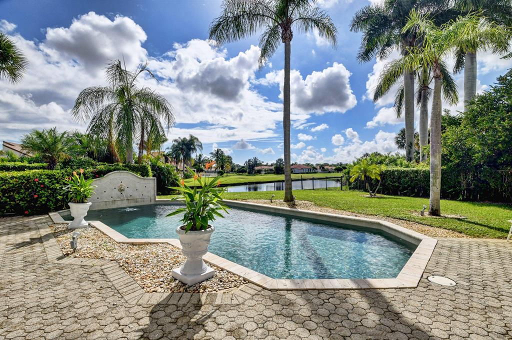 ST ANDREWS COUNTRY CLUB - Residential