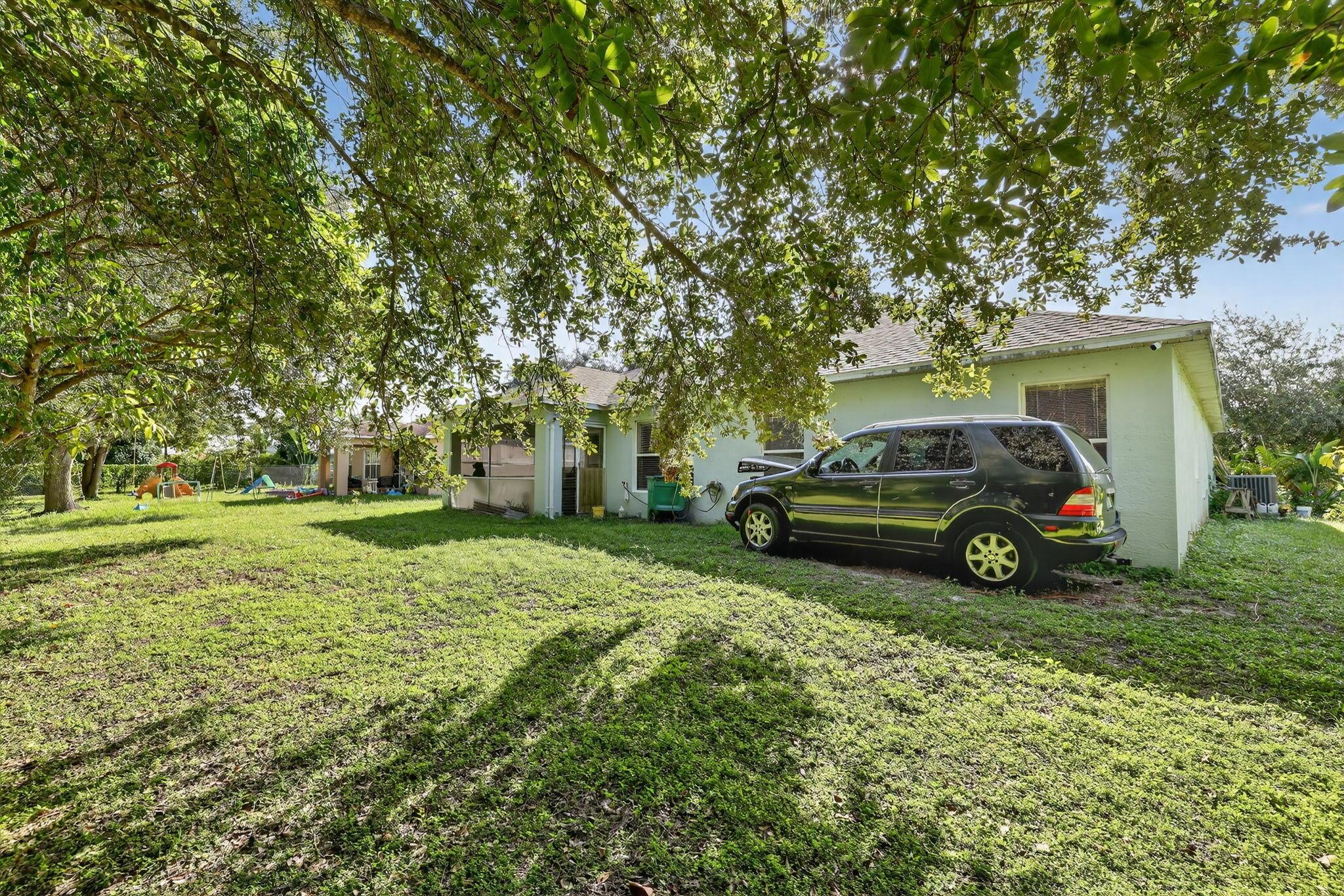 PORT ST LUCIE SECTION 15 - Residential