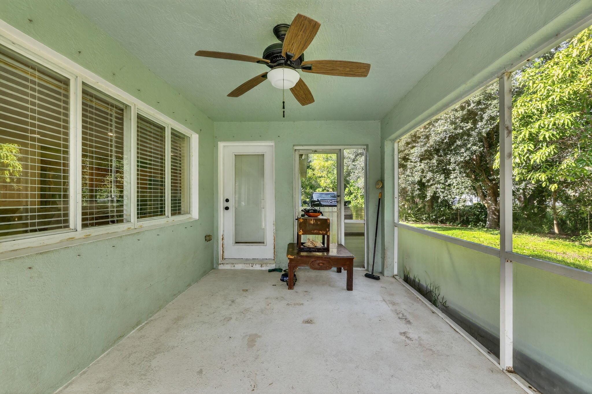 PORT ST LUCIE SECTION 15 - Residential