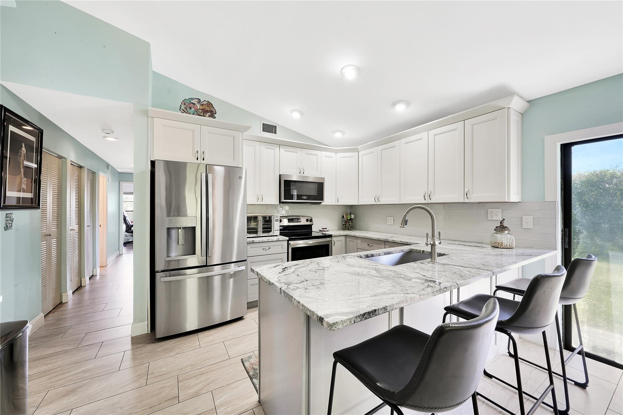 COUNTRY LANDING I - Residential