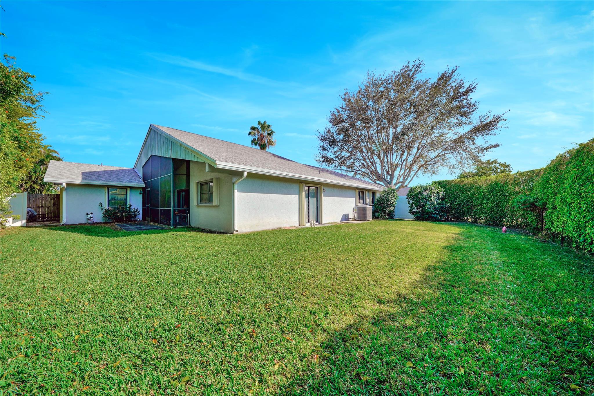 COUNTRY LANDING I - Residential