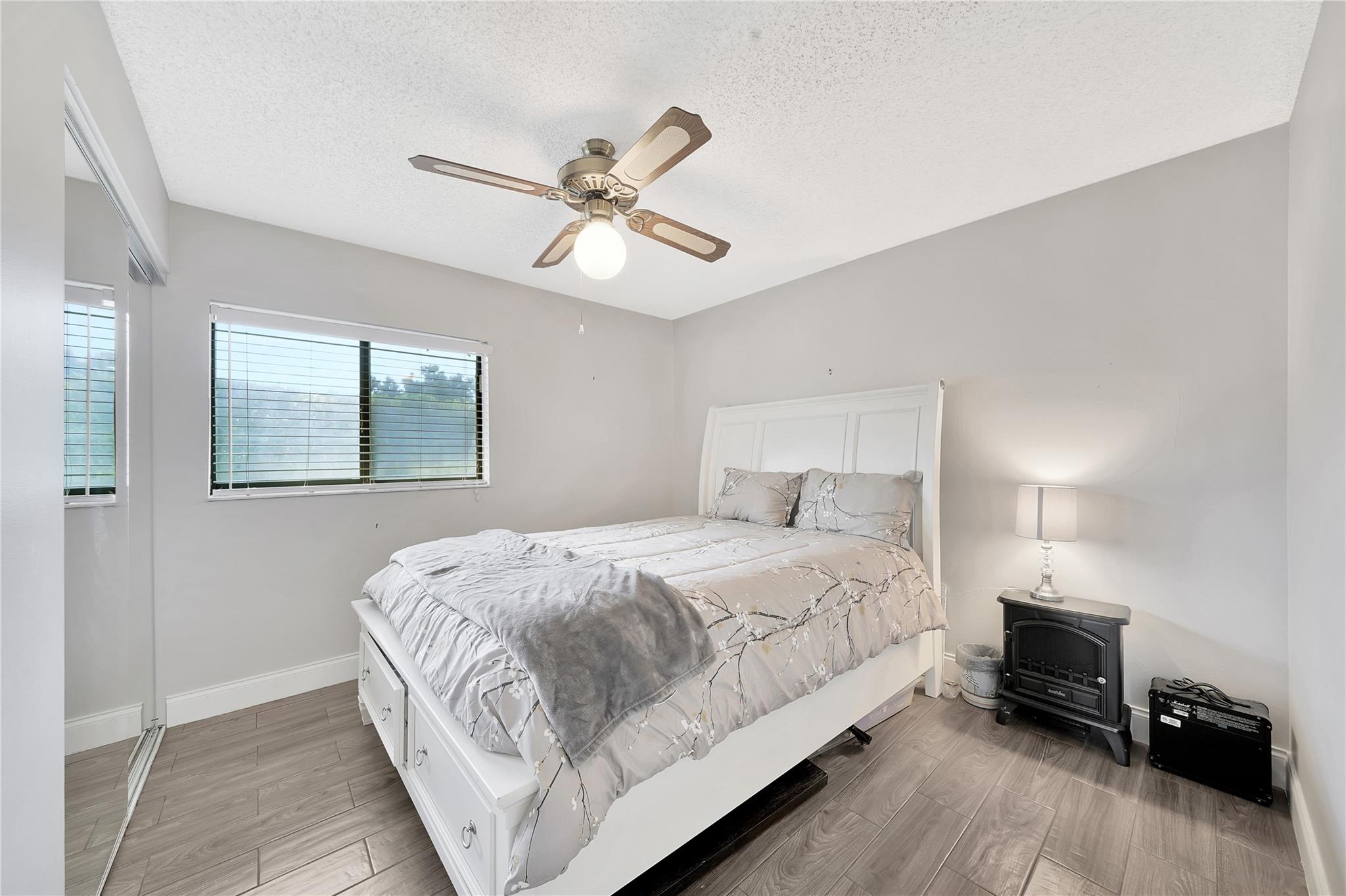 COUNTRY LANDING I - Residential