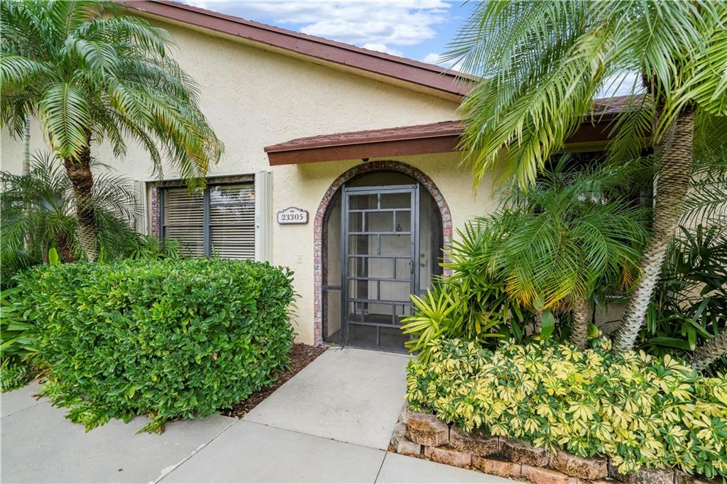 Lakes of Boca Barwood - Residential