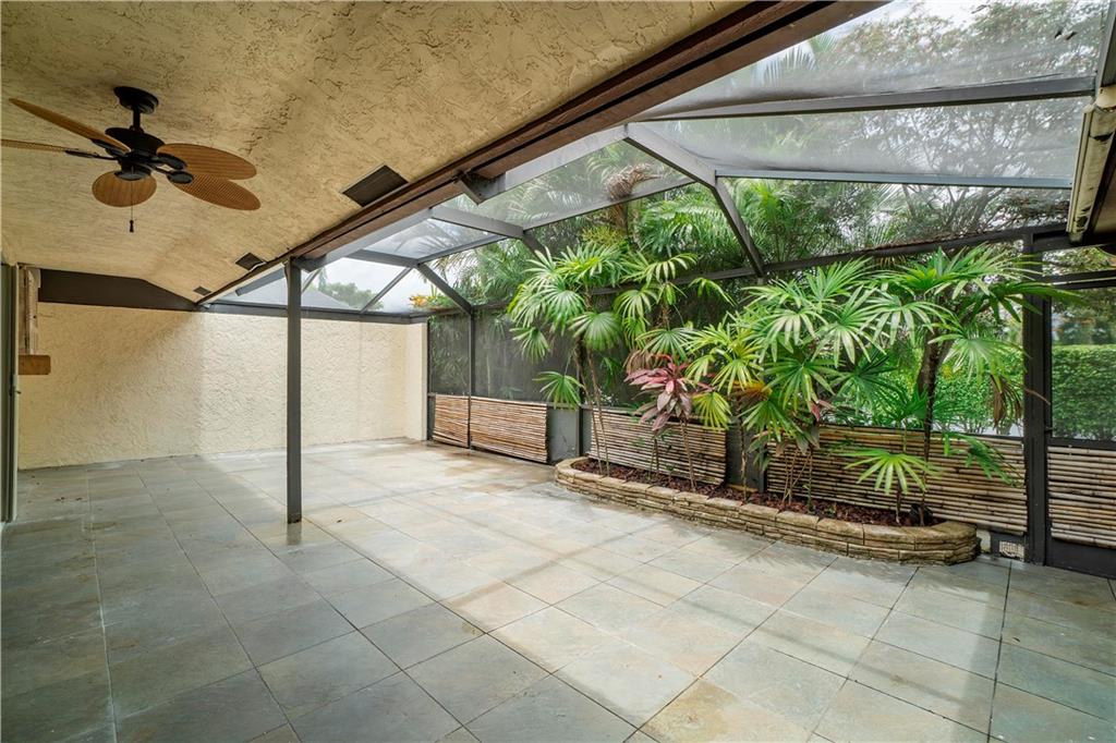 Lakes of Boca Barwood - Residential