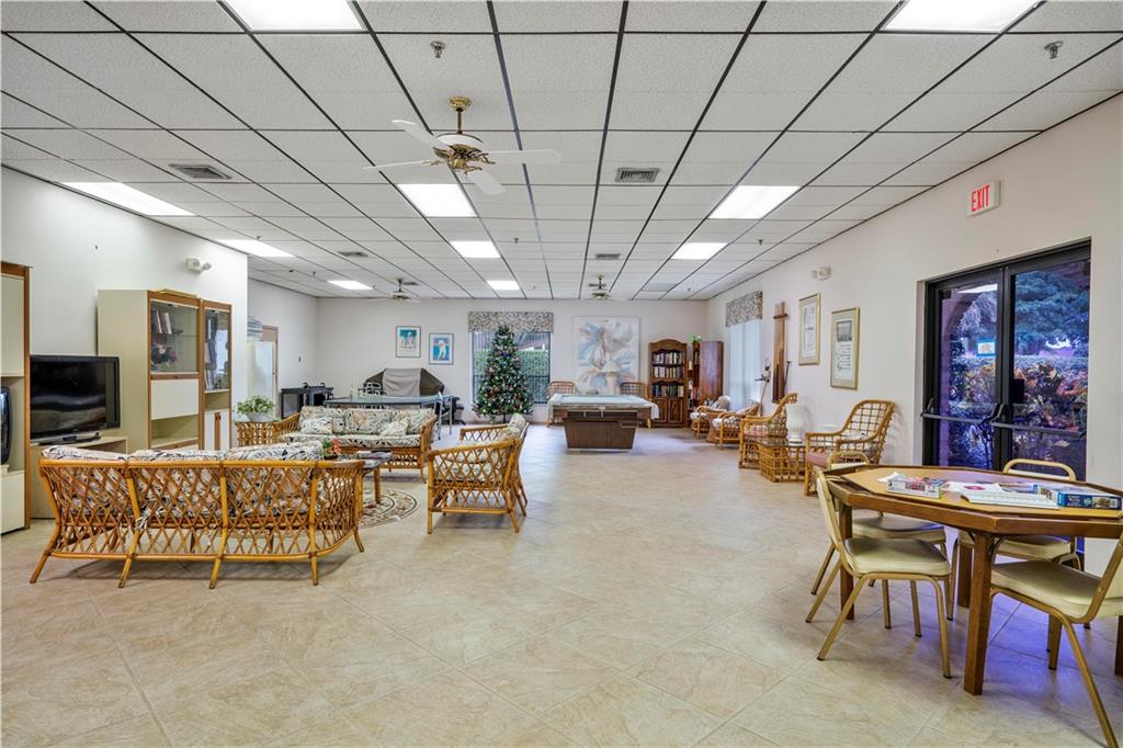 Lakes of Boca Barwood - Residential