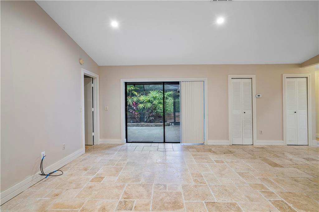 Lakes of Boca Barwood - Residential