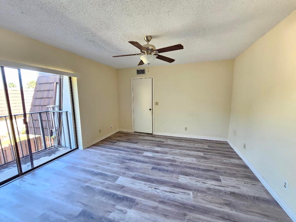 RIVER PINES - Residential