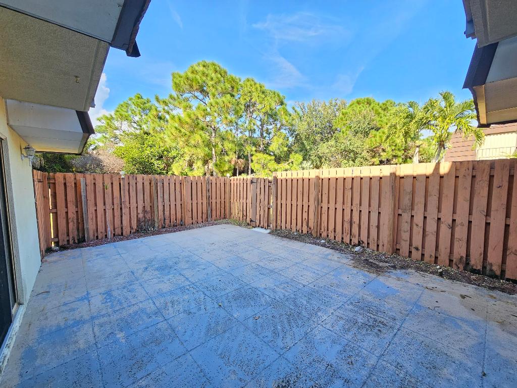 RIVER PINES - Residential