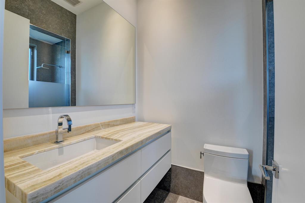 ST ANDREWS COUNTRY CLUB - Residential