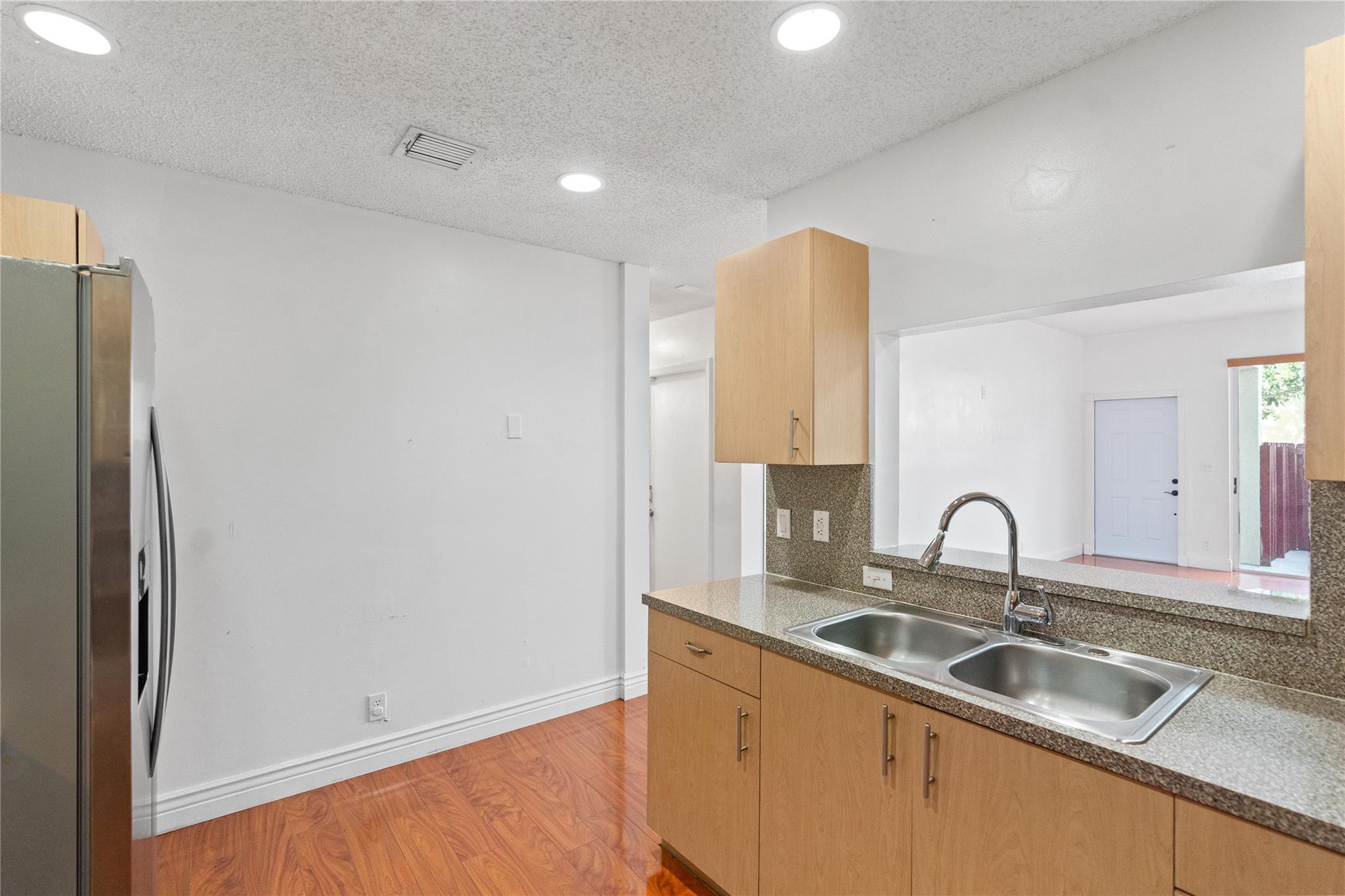 THE PARK AT TANGLEWOOD LA - Residential