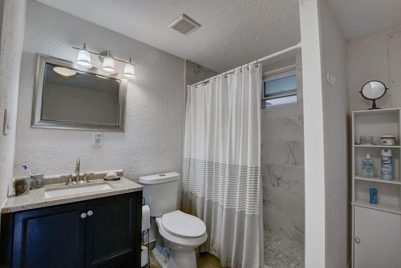 WOODCREST - Residential Lease