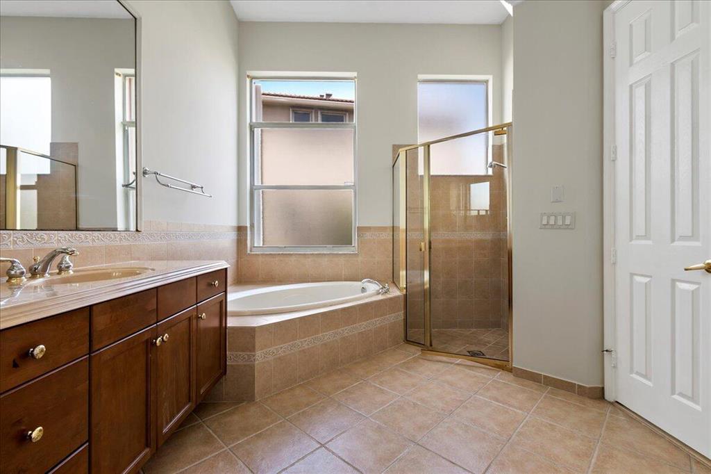 OLYMPIA 2 - Residential