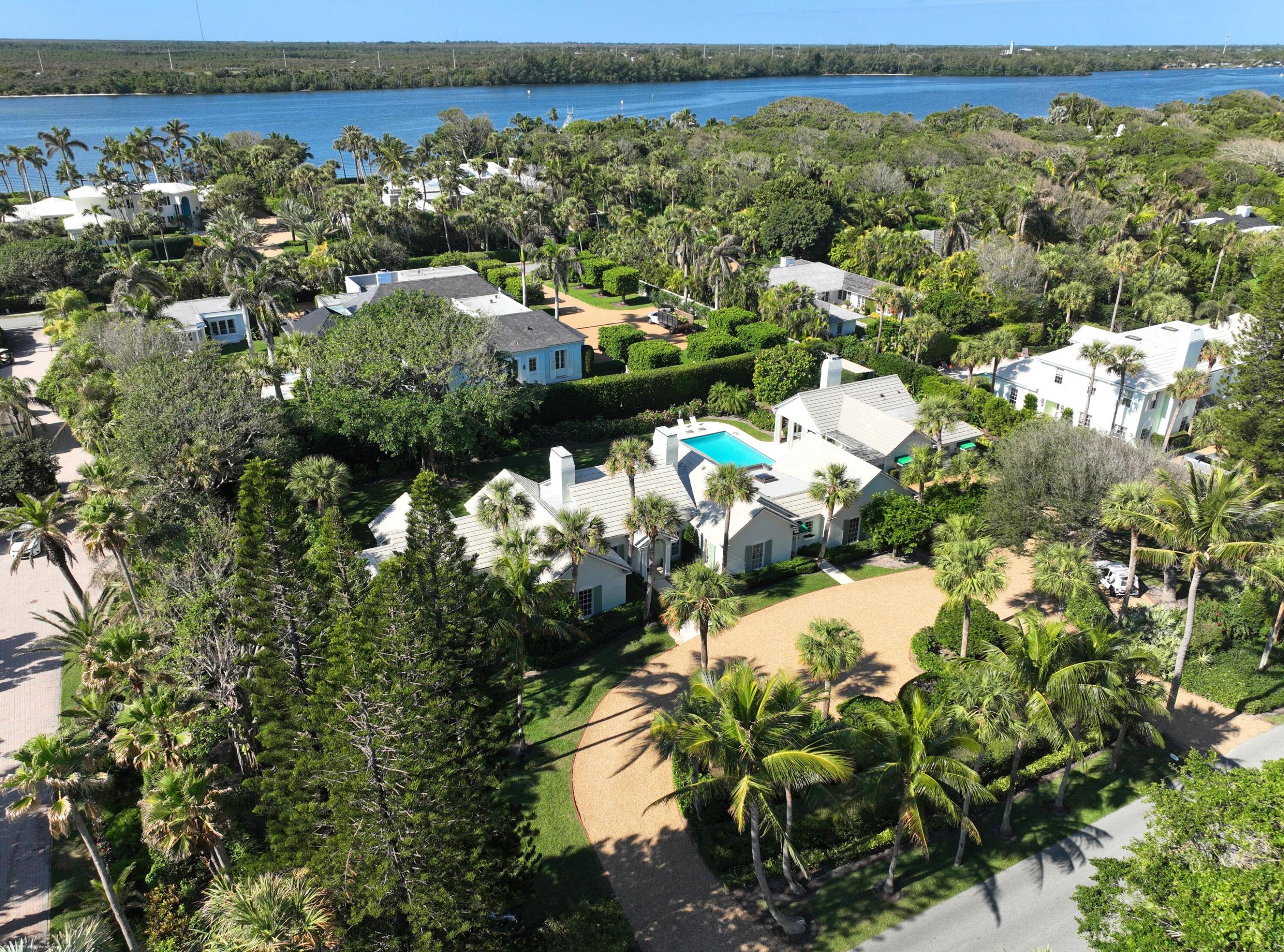 JUPITER ISLAND - Residential