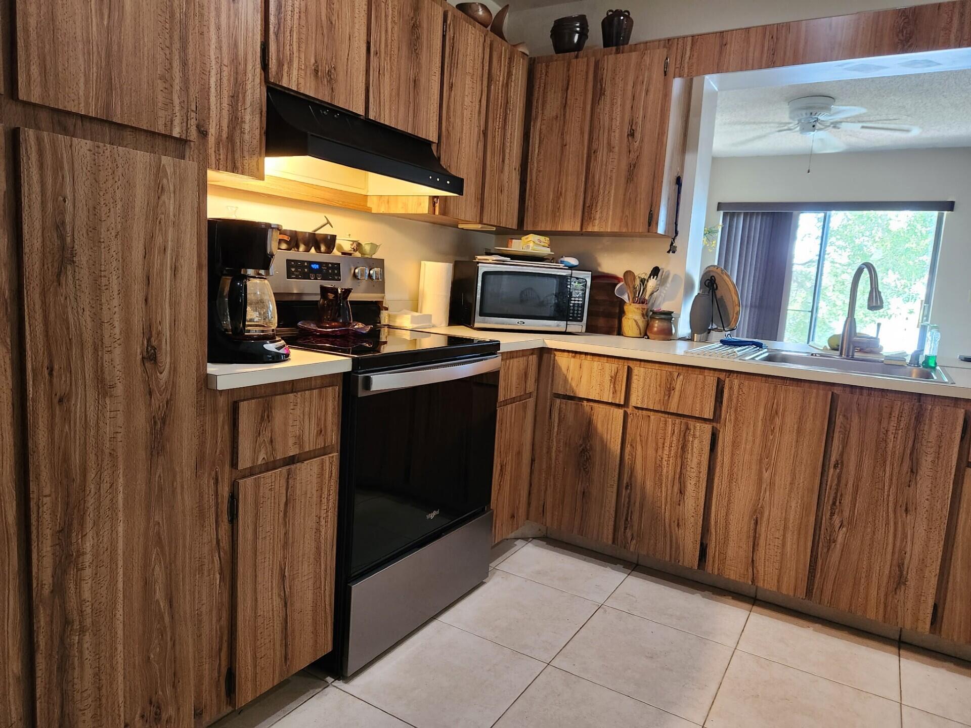 SPRINGLAKE II - Residential