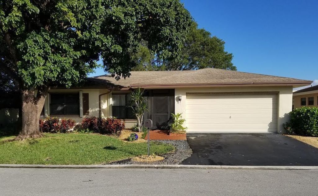 Photo of 9713 NW 75th Court, Tamarac, FL 33321 (MLS # B26020706)