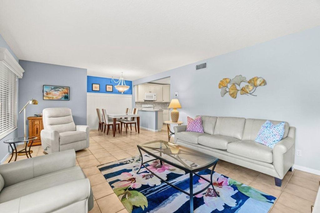 Photo of 234 Pine Hov Circle #B-1, Greenacres, FL 33463 (MLS # R11133819)