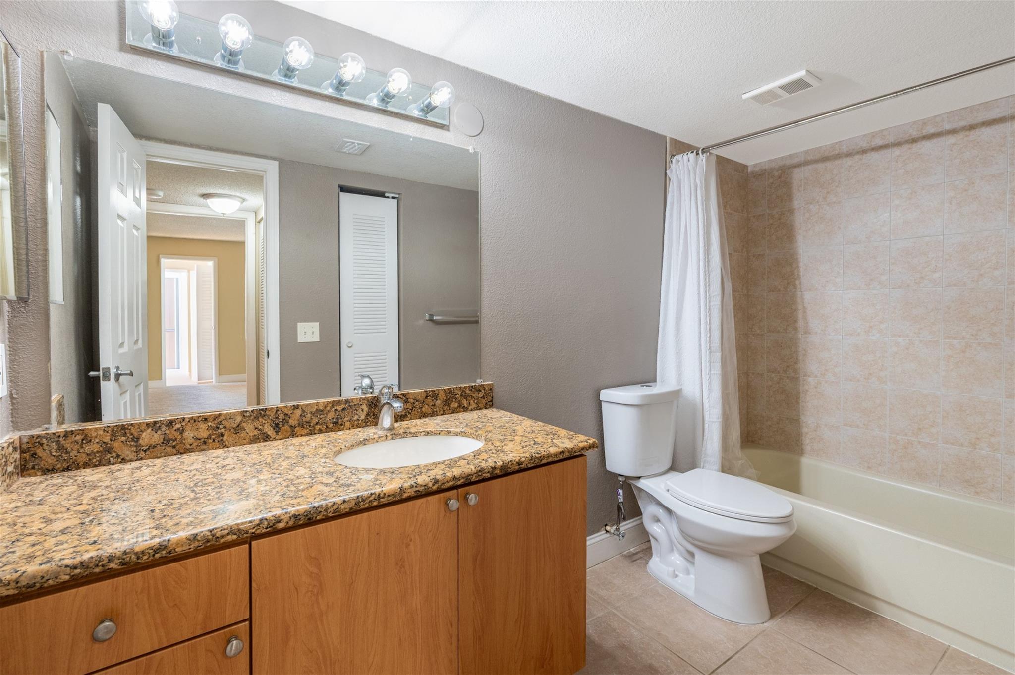 Isles at lago Nar - Residential Lease