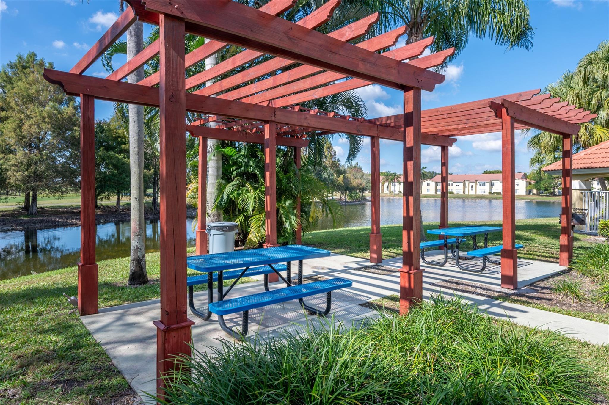 Isles at lago Nar - Residential Lease