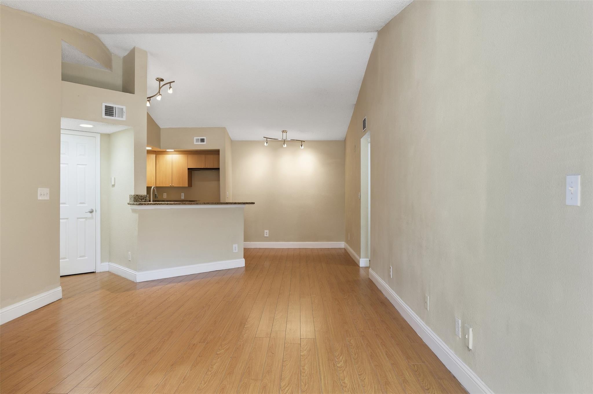 Isles at lago Nar - Residential Lease