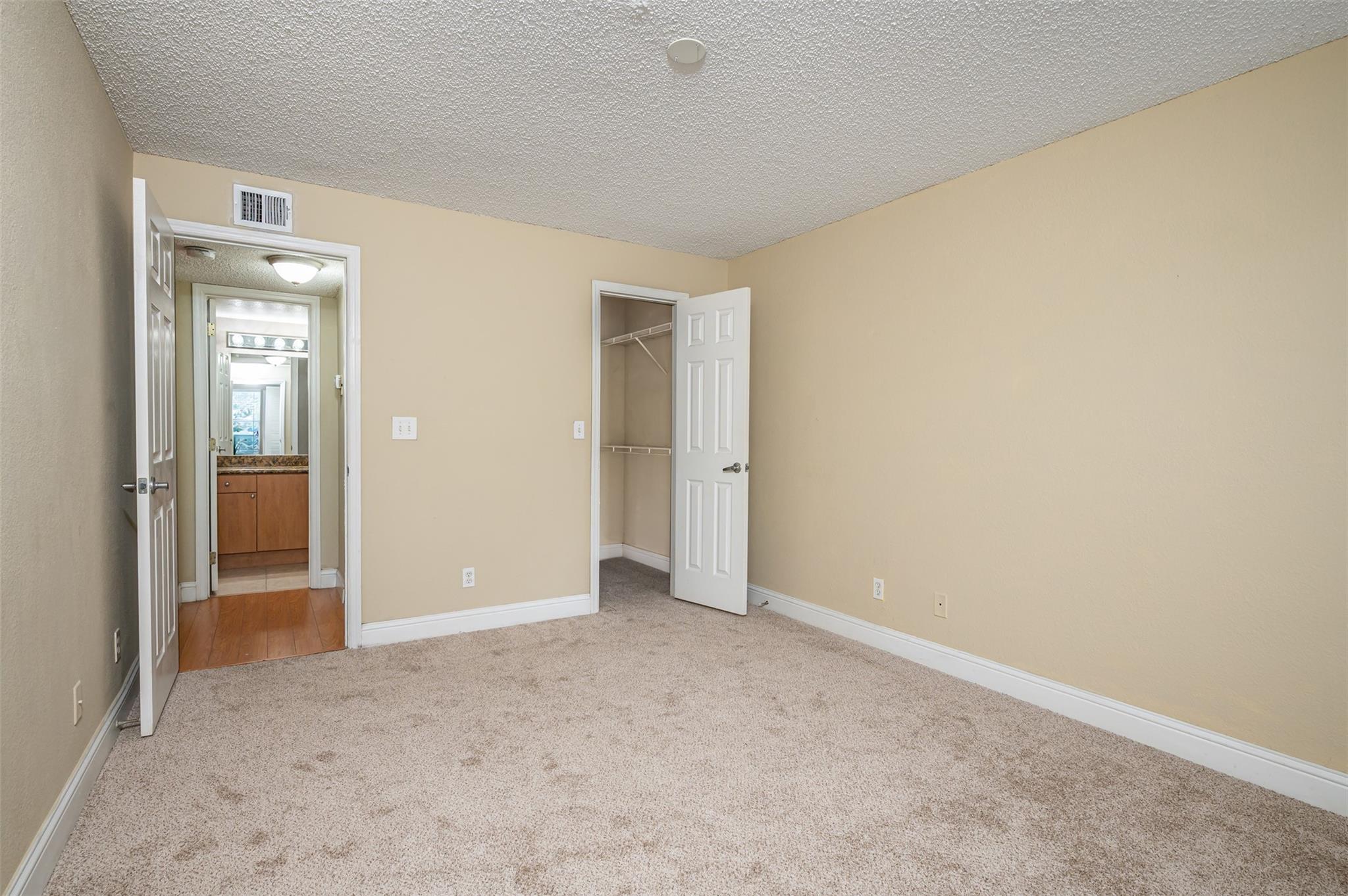 Isles at lago Nar - Residential Lease