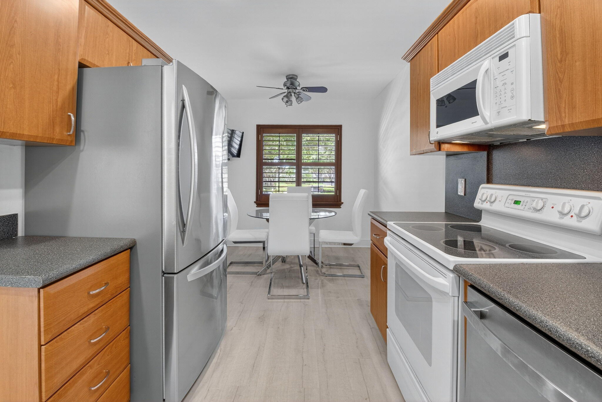 SOUTHPORT AT HUNTERS RUN - Residential