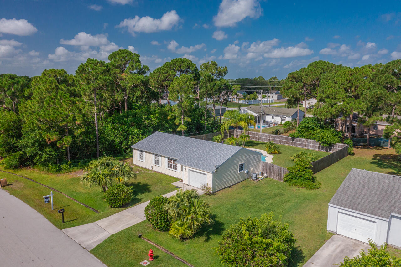 PORT ST LUCIE SECTION 40 - Residential